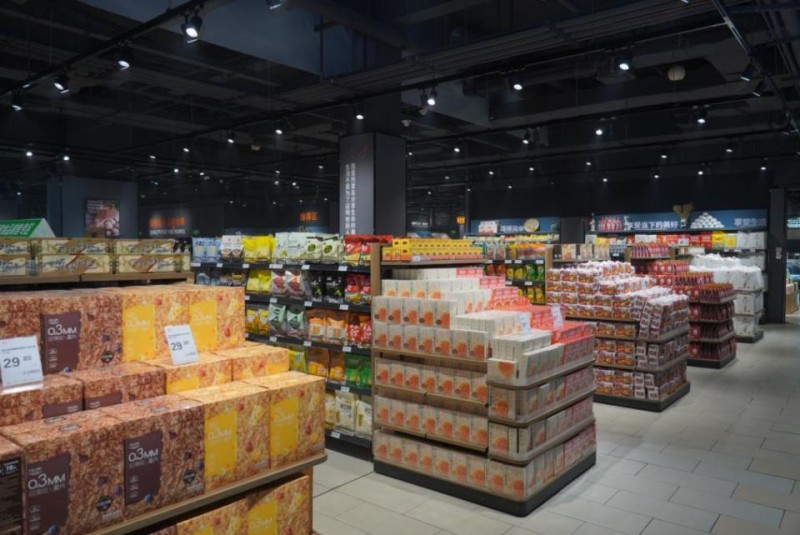 嘉兴首家胖东来模式调改店开业，桐乡吾悦广场迎来品质消费新地标